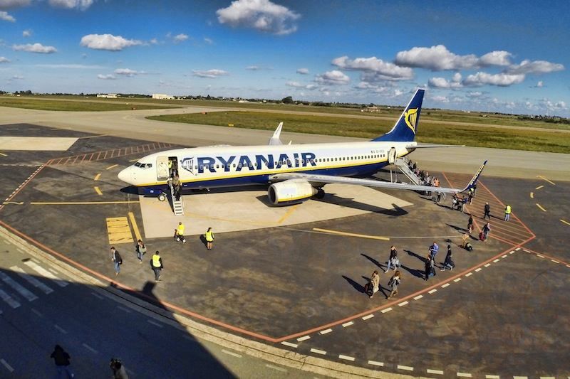 Lamezia, da dicembre Ryanair collegherà l'aeroporto con Perugia e Verona