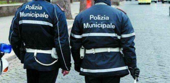 Pizzo, rubata auto della Polizia municipale