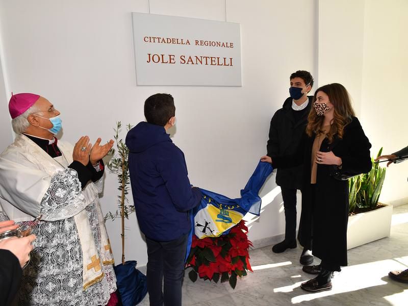 Cittadella intitolata a Jole Santelli, le sorelle: «Grazie alla Calabria e ai calabresi» – VIDEO