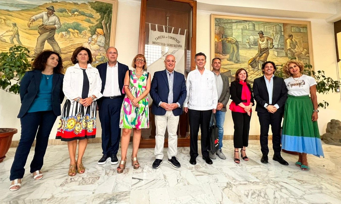 L’ambasciatore messicano Carlos Garcia de Alba in visita alla Camera di Commercio di Cosenza