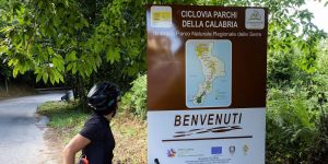 Ciclovia dei Parchi della Calabria: al via la messa in sicurezza del tratto Fabrizia – Serra San Bruno