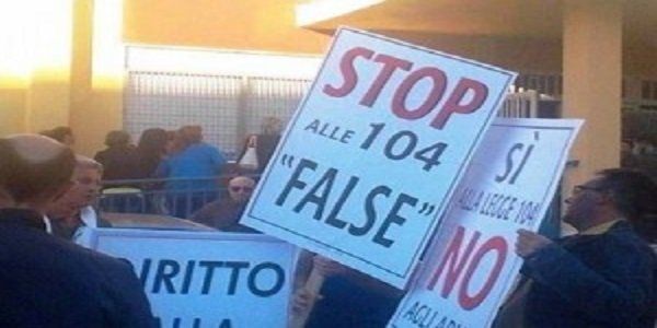 Record di docenti furbetti della “104”, il caso in Procura