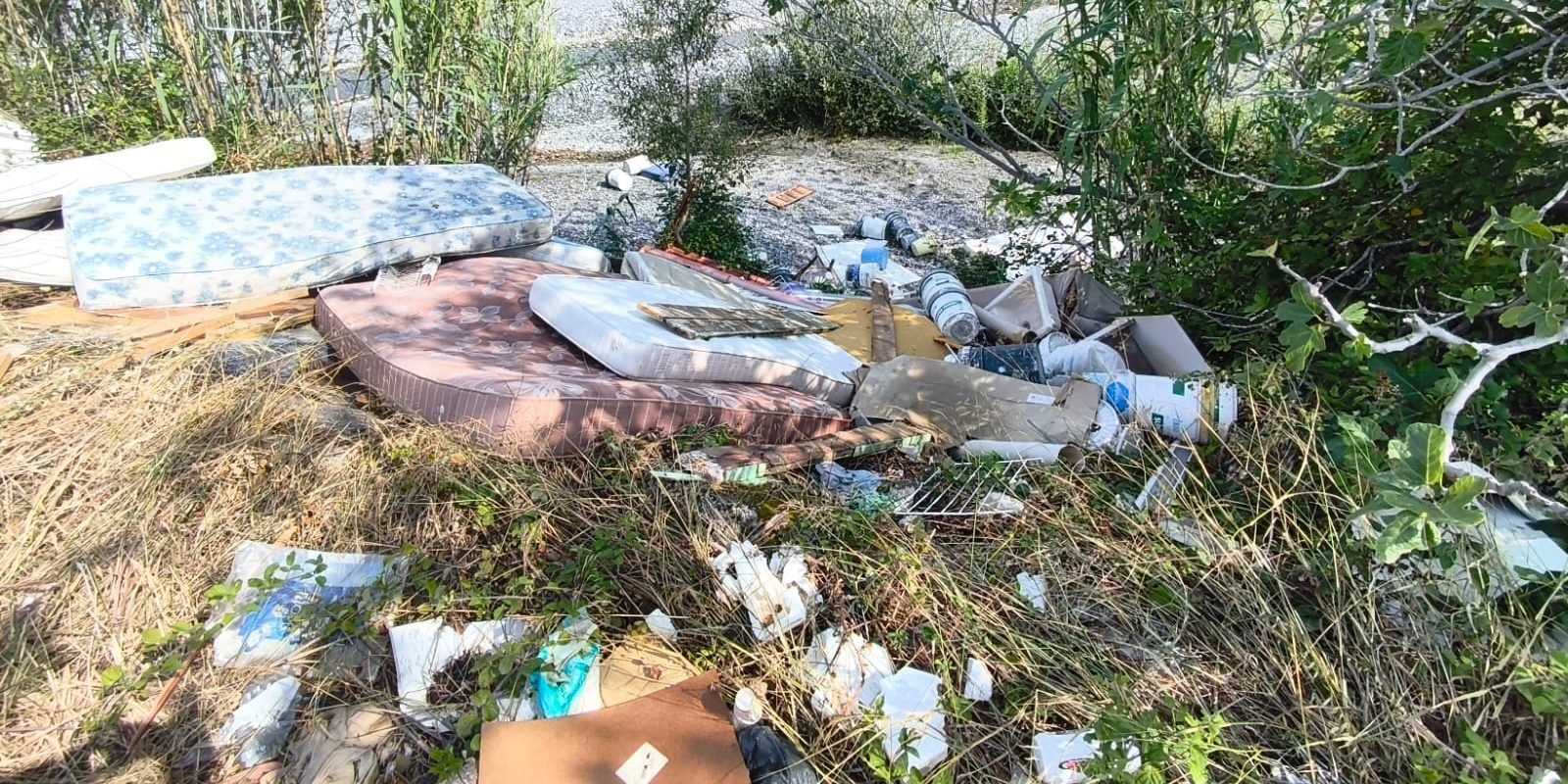 Rifiuti nell’area protetta del fiume Lao: incastrati i responsabili con i droni – FOTO