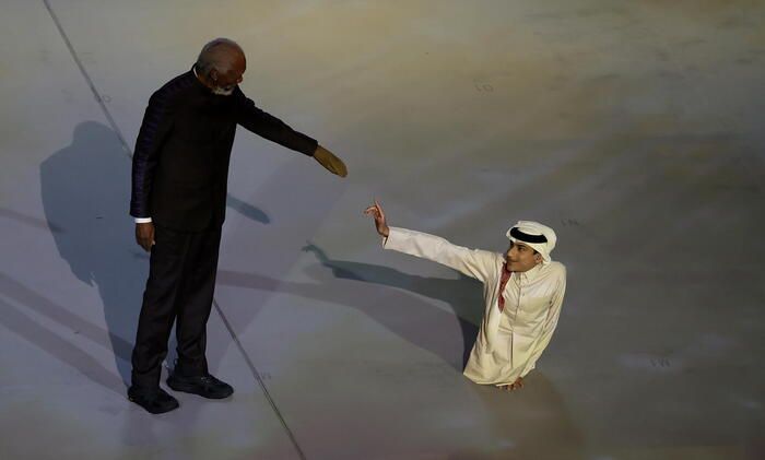 Mondiali del Qatar al via, Morgan Freeman sorpresa della cerimonia inaugurale