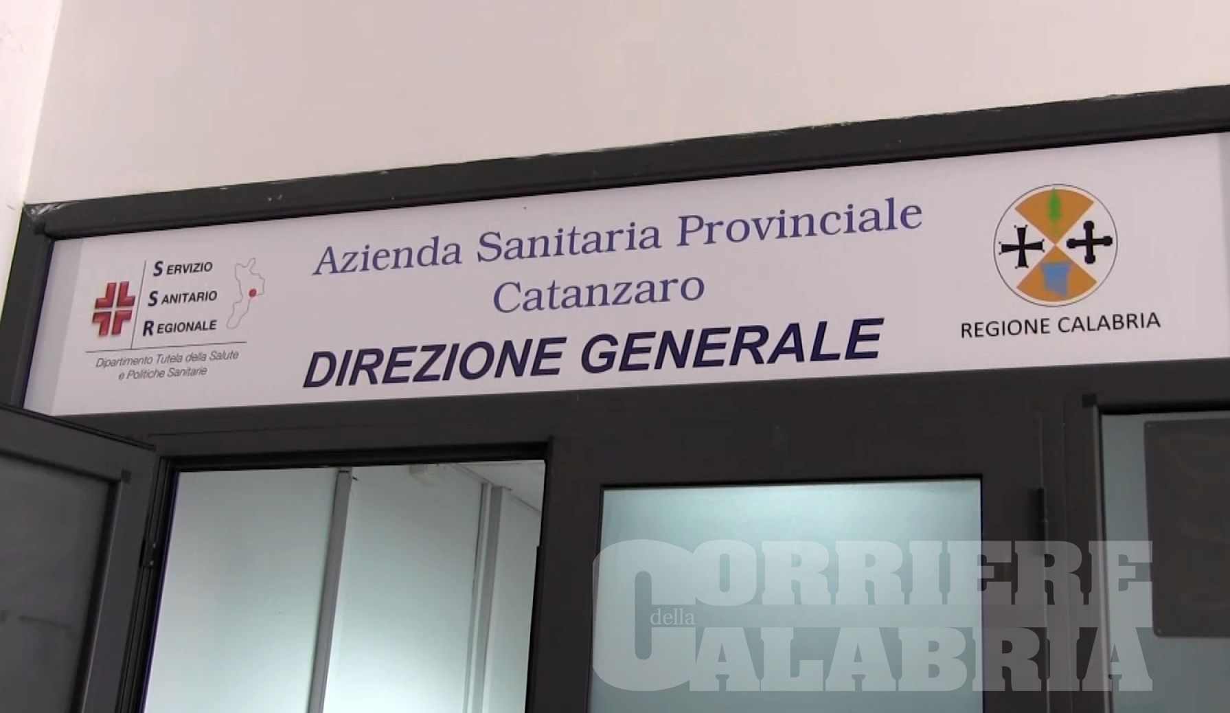 Truffa aggravata ai danni del servizio sanitario, sospeso medico specialista dell’Asp di Catanzaro