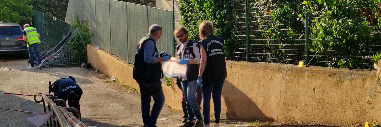 Bimbo morto all’asilo. «Ho provato a fermare l’auto»