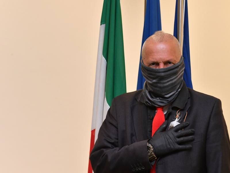 Rifiuti, De Caprio: «Proveremo a portarne una parte fuori regione»