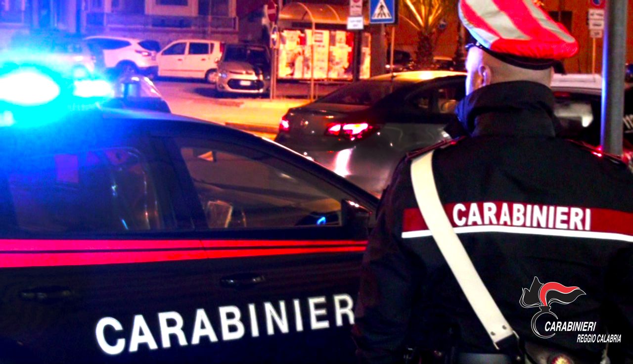 Gioia Tauro, controlli dei carabinieri: tre arresti e cinque denunce