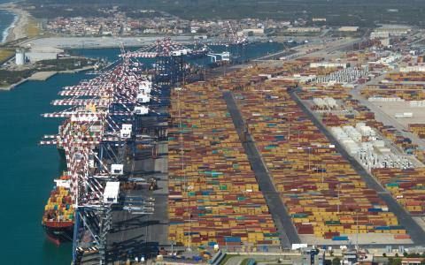 «Una Zes dei rifiuti per Gioia?»