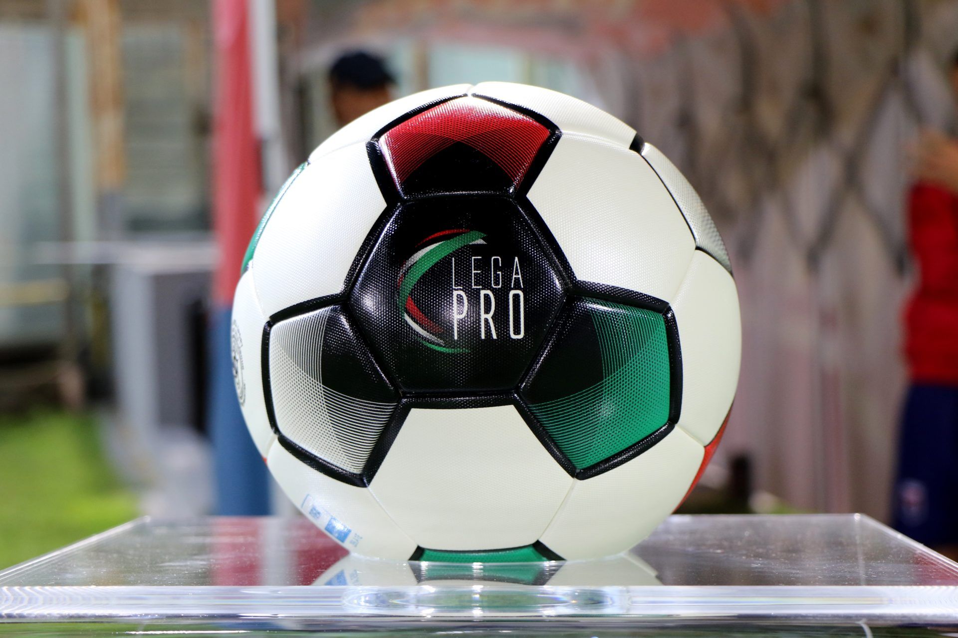 Doppio poker, esordio esaltante di Catanzaro e Crotone nel girone C di Lega Pro