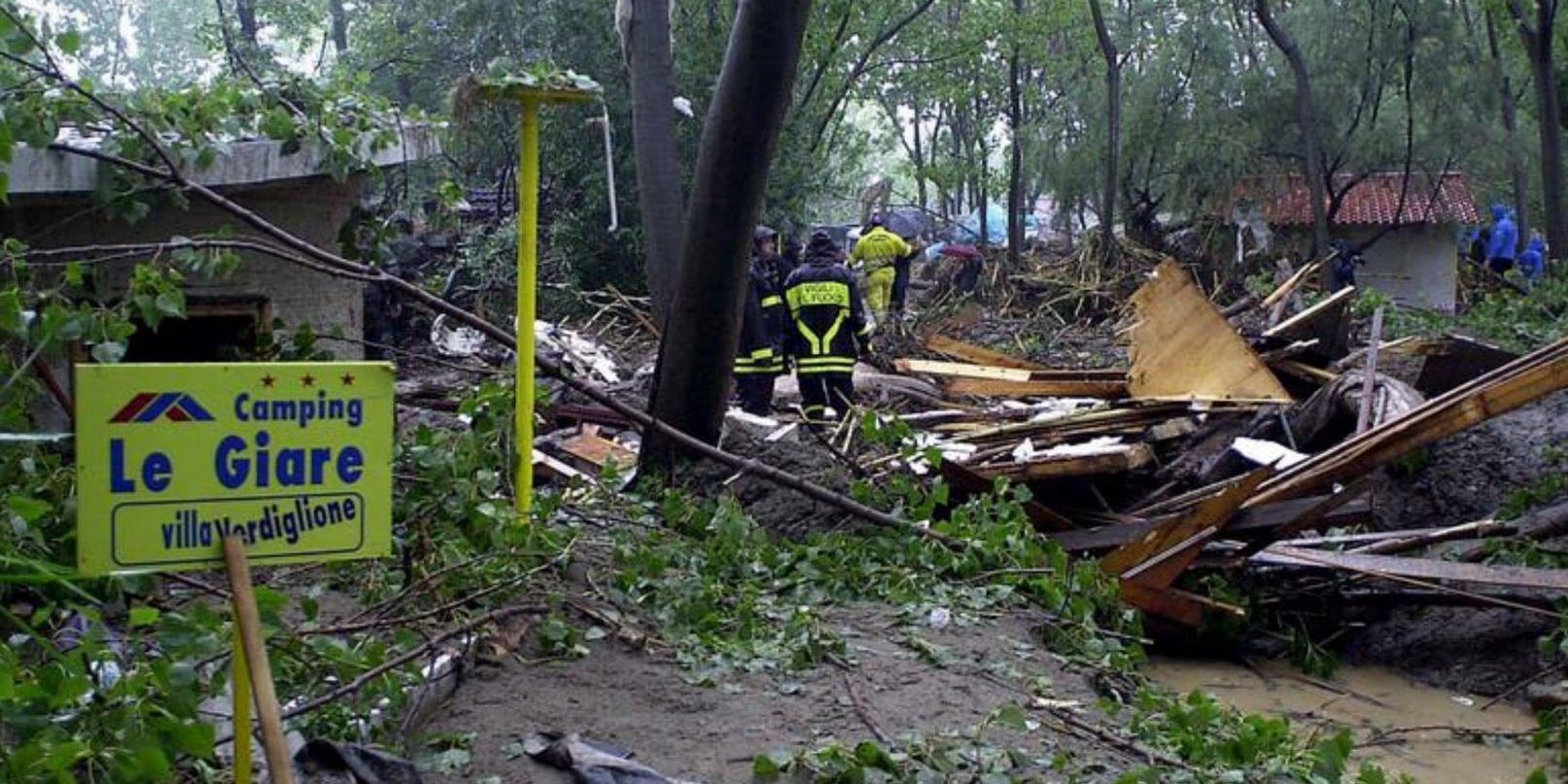 «Di chi è la colpa?». La tragedia del camping “Le Giare” e un dolore lungo 25 anni