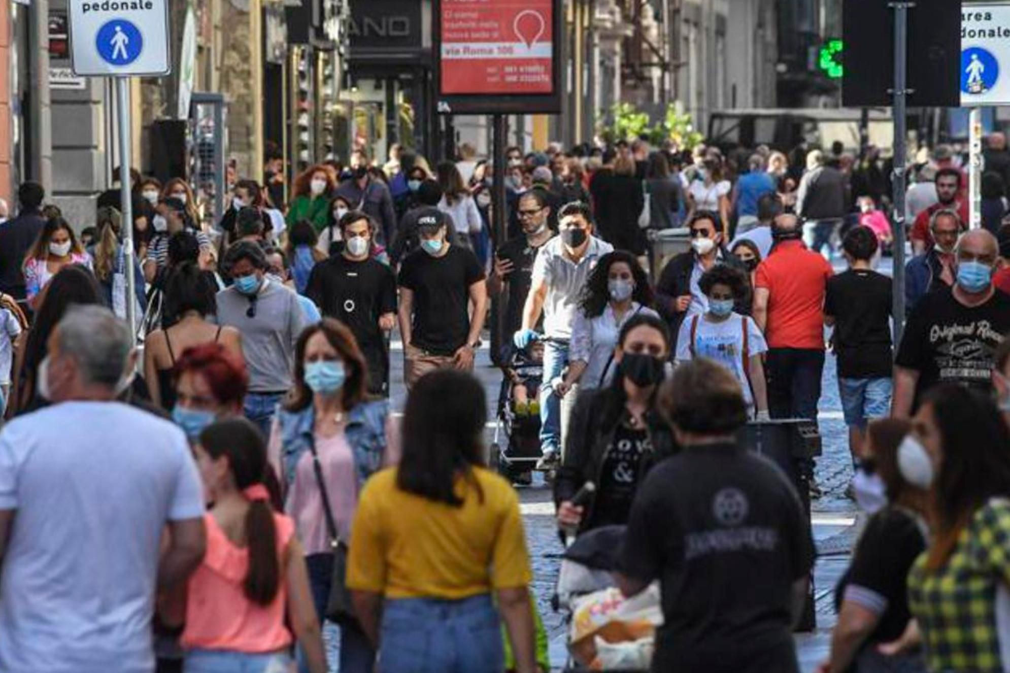 Covid, Calabria a rischio zona gialla prima di Natale