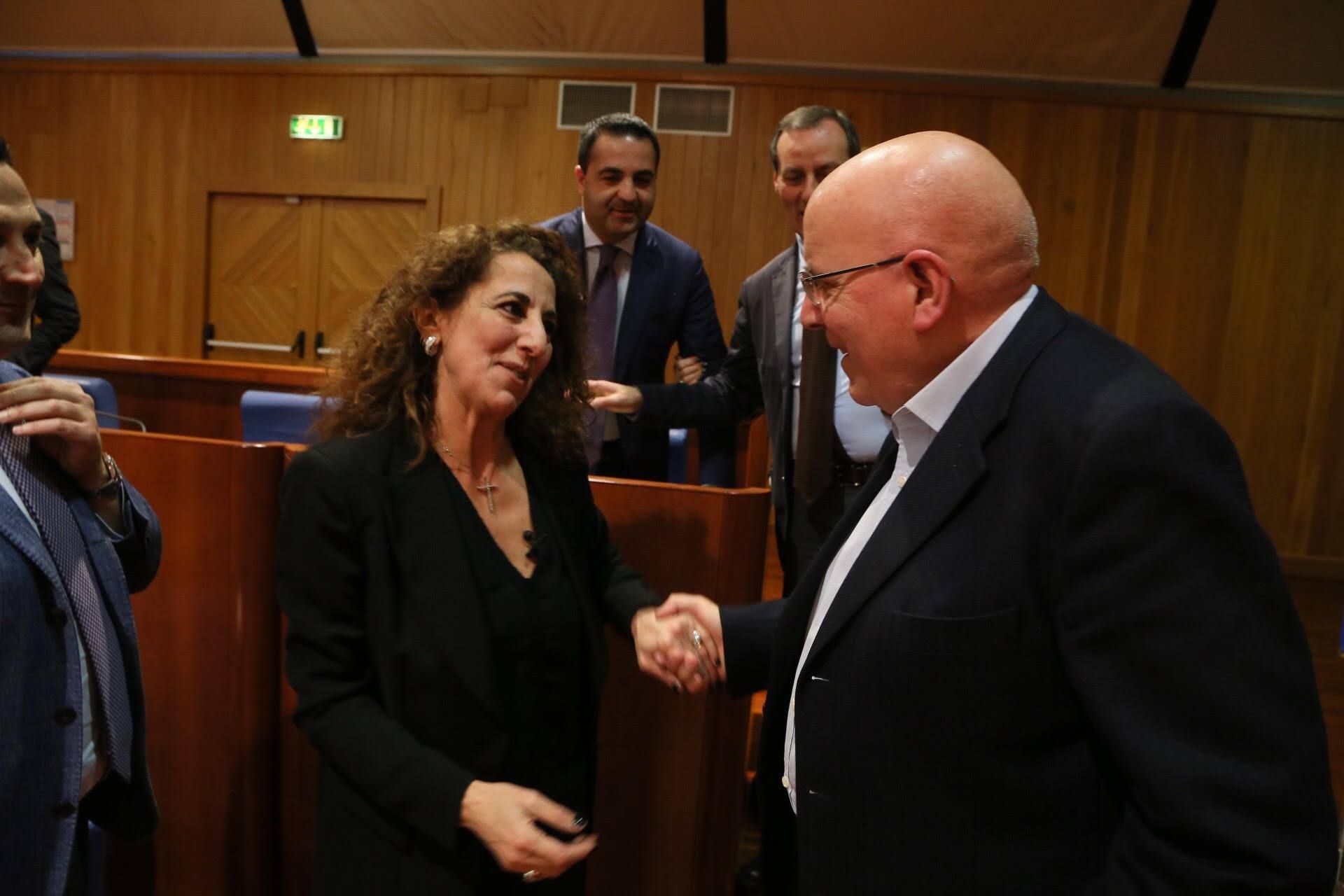 La prima di Wanda: «Scusate il ritardo, non è colpa mia»