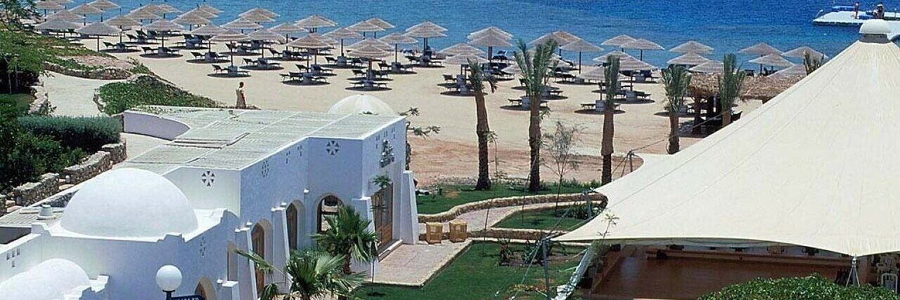 Tragedia a Sharm el-Sheikh, bimba precipita da un balcone e muore