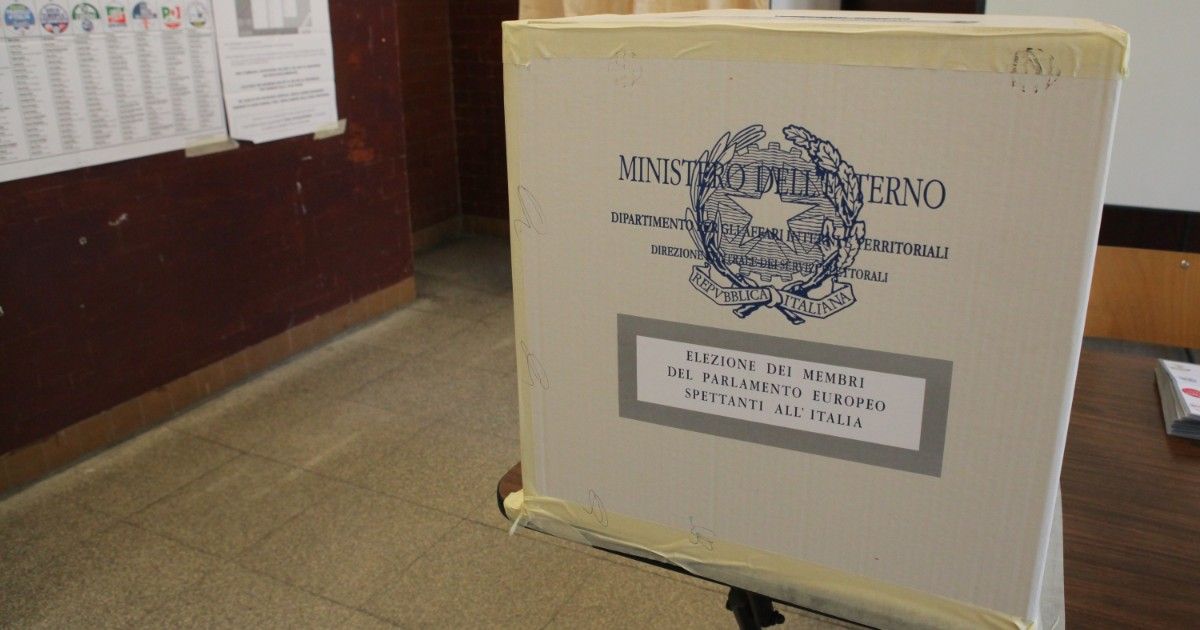 Elezioni, seggi riaperti: Italia al voto fino alle 23