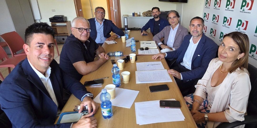 Incontro a Lamezia tra il gruppo del Pd in Consiglio regionale e i sindacati