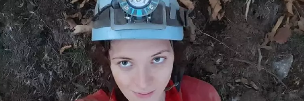 Speleologa intrappolata in una grotta, ore di apprensione nella Bergamasca