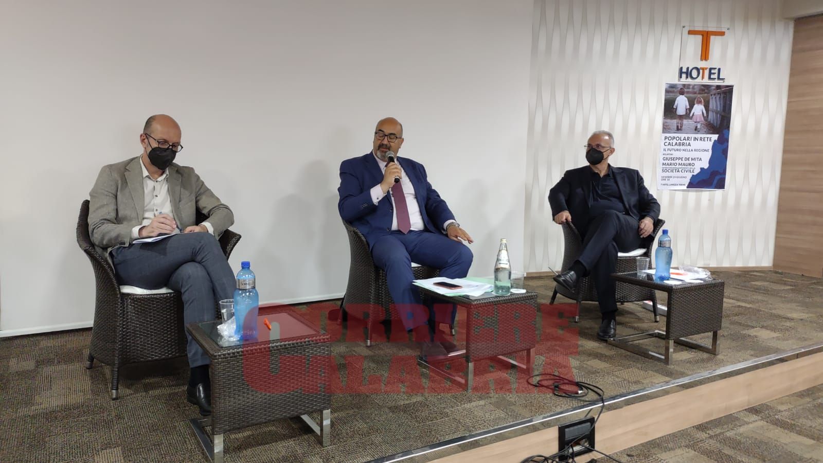 I Popolari in rete (ri)partono dal centro e dal dialogo. «Alla politica serve un esame di coscienza»