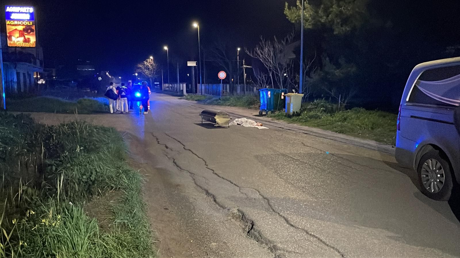 Investito e ucciso nel Cosentino, si costituisce il conducente dell’auto: è un minorenne