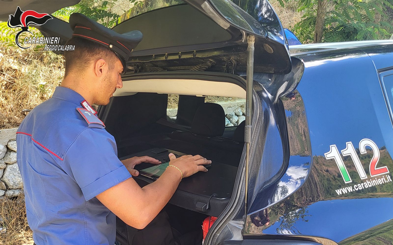 Nel piazzale Anas con oltre 20 chili di droga nel tir: autotrasportatore arrestato nel Reggino