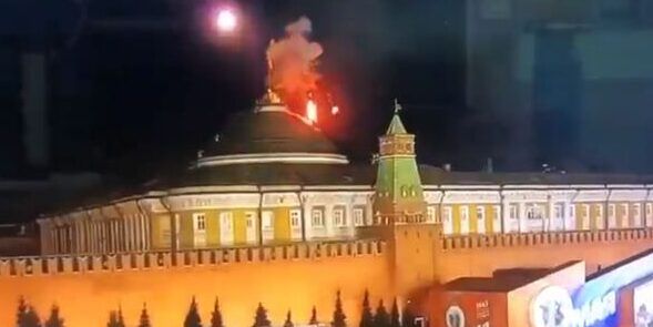 Attentato con due droni al Cremlino. «Putin illeso»