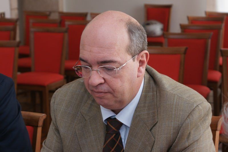 TSUNAMI RENDE | A caccia di voti per Mirabelli