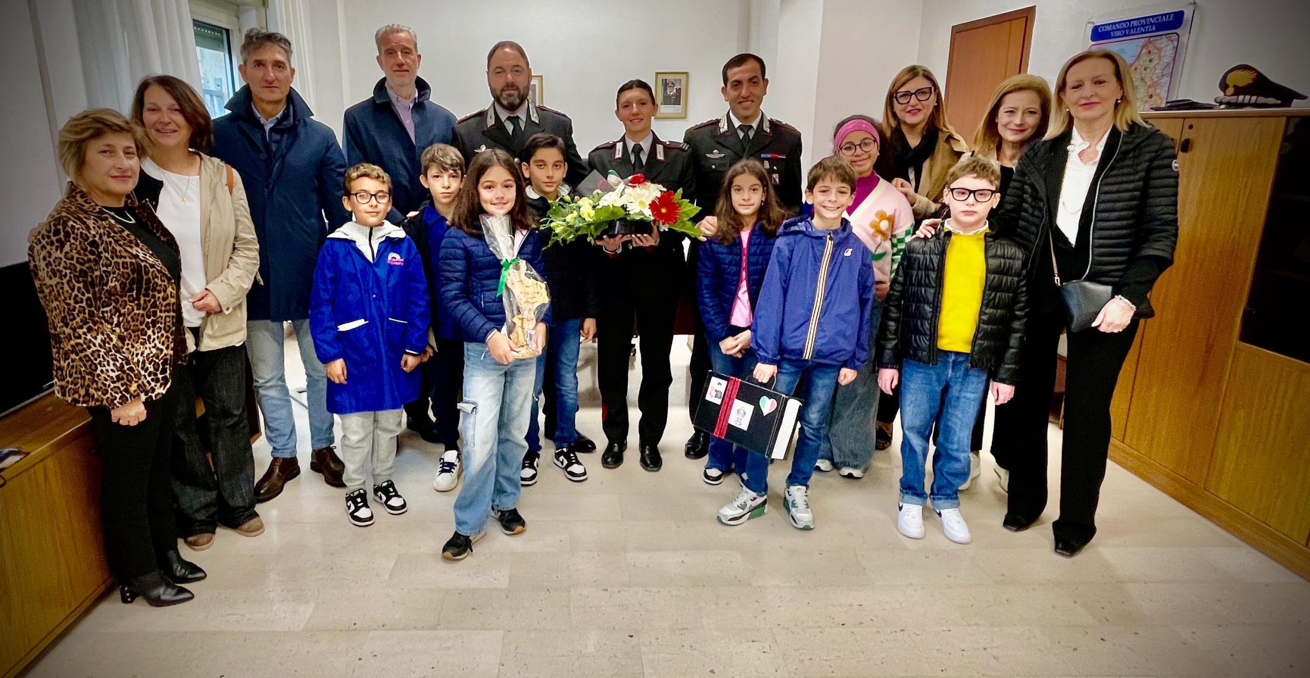 Vibo, gli studenti del Convitto Filangieri visitano il Comando provinciale dei Carabinieri