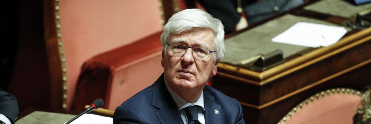 Accusato di peculato, sigillati beni per 344mila euro a Paolo Romani