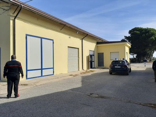 Isola Capo Rizzuto, rubate attrezzature nella sede della Prociv