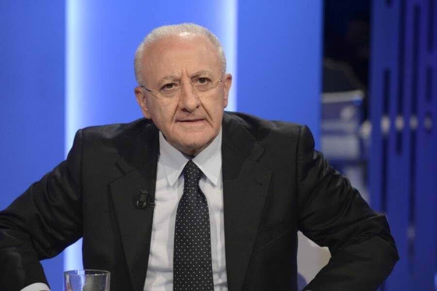 Commissaramento, De Luca: «Fosse stato per Di Maio stavamo come in Calabria»
