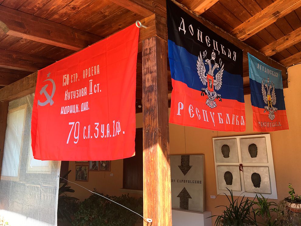 La mostra dei putiniani di Calabria (con i diplomatici russi) sull’Operazione speciale