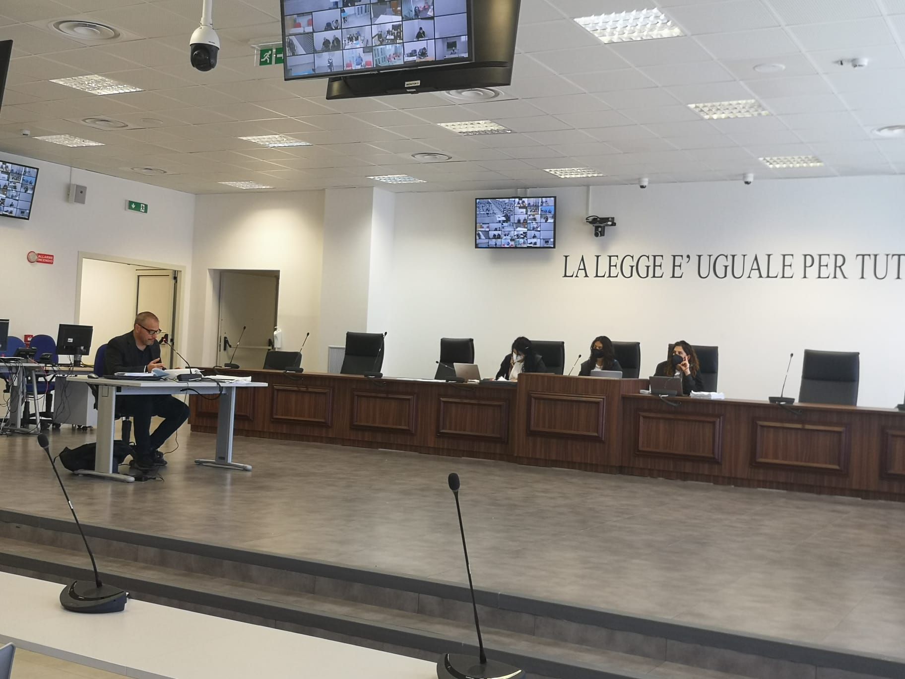 Accorinti temuto da tutti: «Se si muove uno spigolo e non lo sa, taglia la testa e prende la motosega»