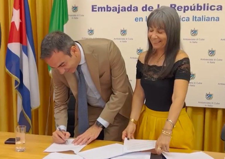 Medici cubani, le associazioni di categoria: «Estendere l’accordo al personale infermieristico»