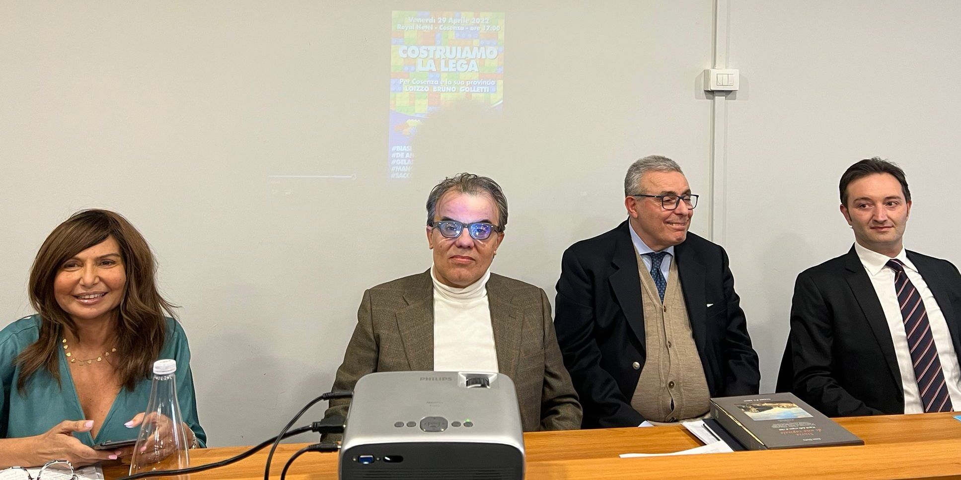 Cosenza, presentati gli organismi della Lega. Salvini: «Città e Calabria protagoniste»