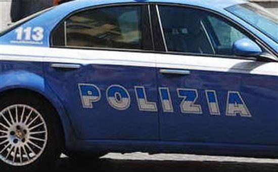 Si presenta all'appuntamento galante, ma trova i rapinatori