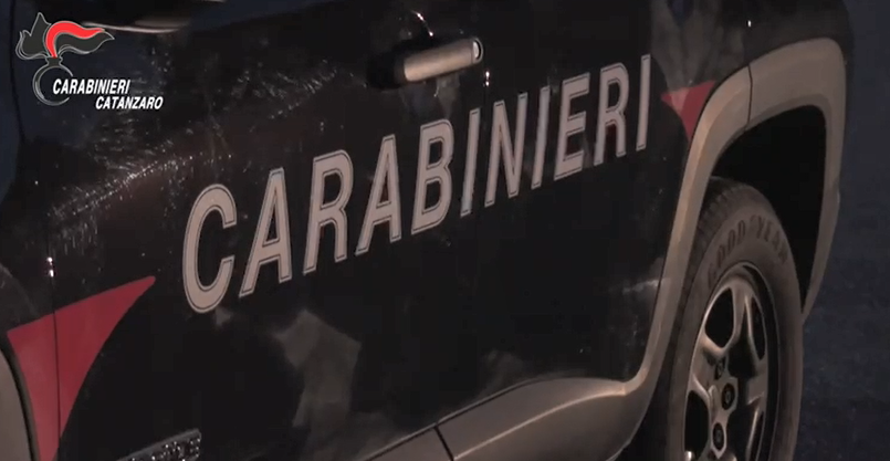 ‘Ndrangheta, colpo alla locale di Cutro e San Leonardo. Eseguite 13 misure cautelari – NOMI E VIDEO