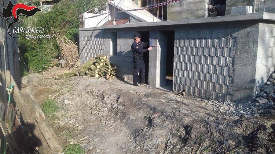 Cetraro, sequestrato un manufatto abusivo