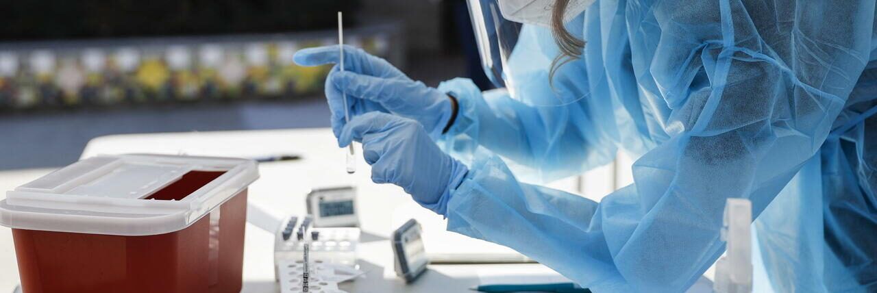 Covid, nuovi peptidi contro le varianti emergenti del virus