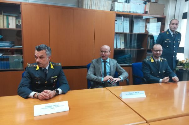 Scalea, il sindaco "furbetto" in missione (falsa) per conto dell'Asp – VIDEO