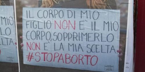 manifesti anti aborto reggio