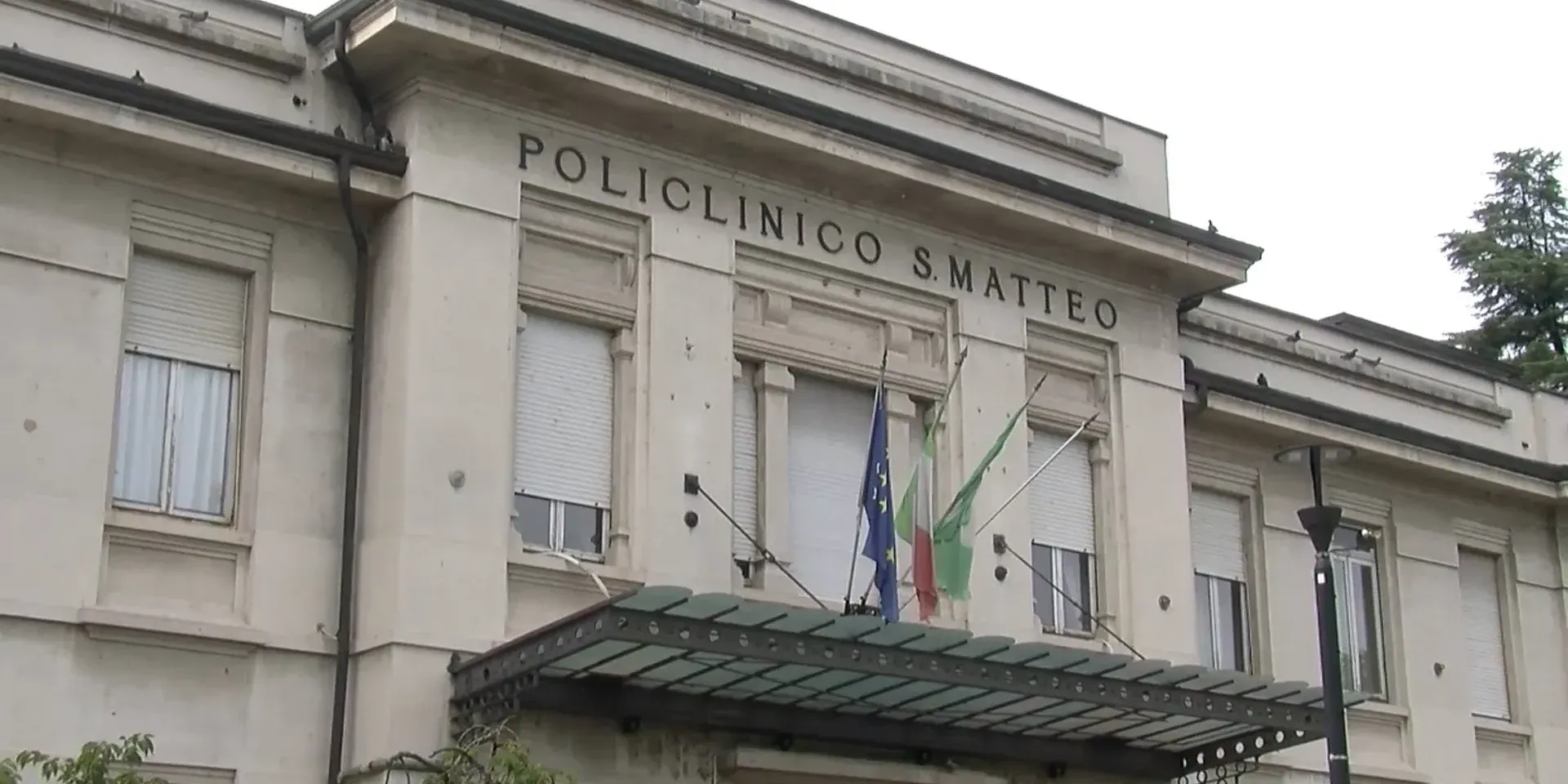 Accoltellato in un parcheggio, muore in ospedale