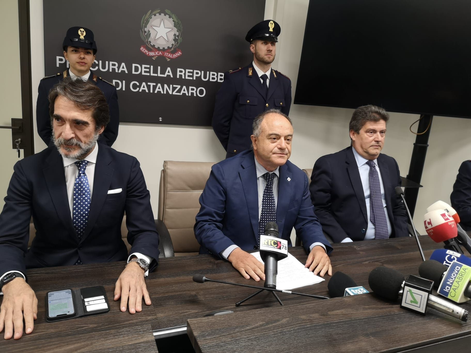 La filiera della disperazione. Gratteri: «Ricostruiti i viaggi dalla Turchia» – VIDEO