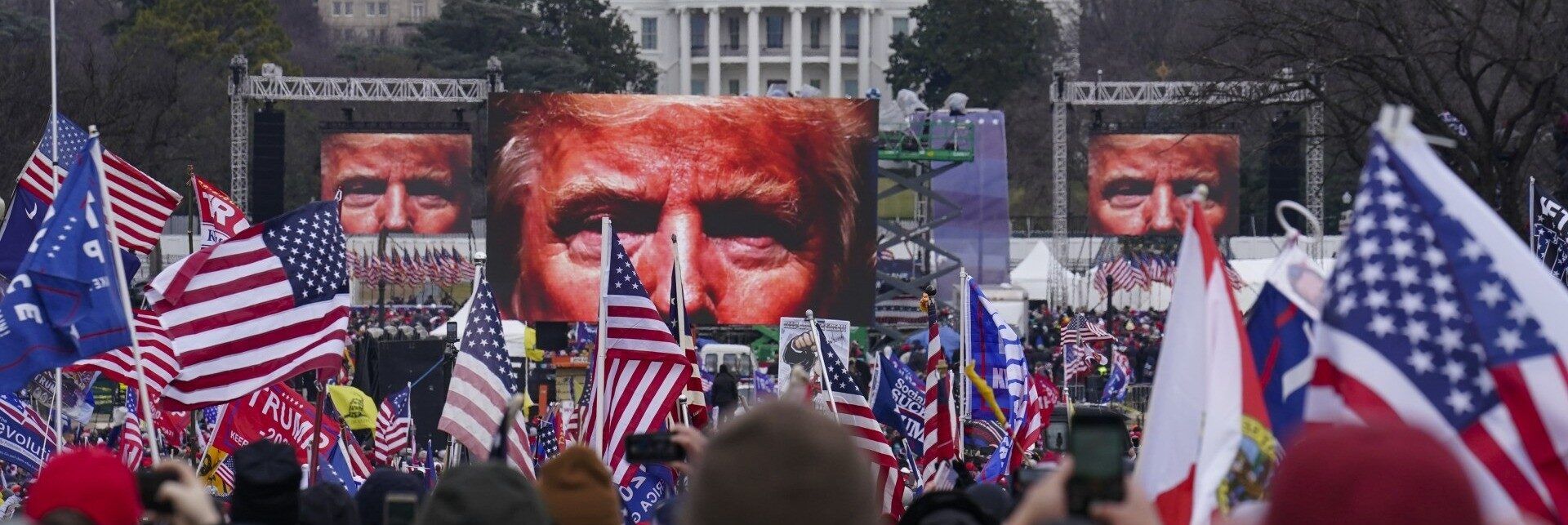 Assalto a Capitol Hill, aperta un’indagine su Trump