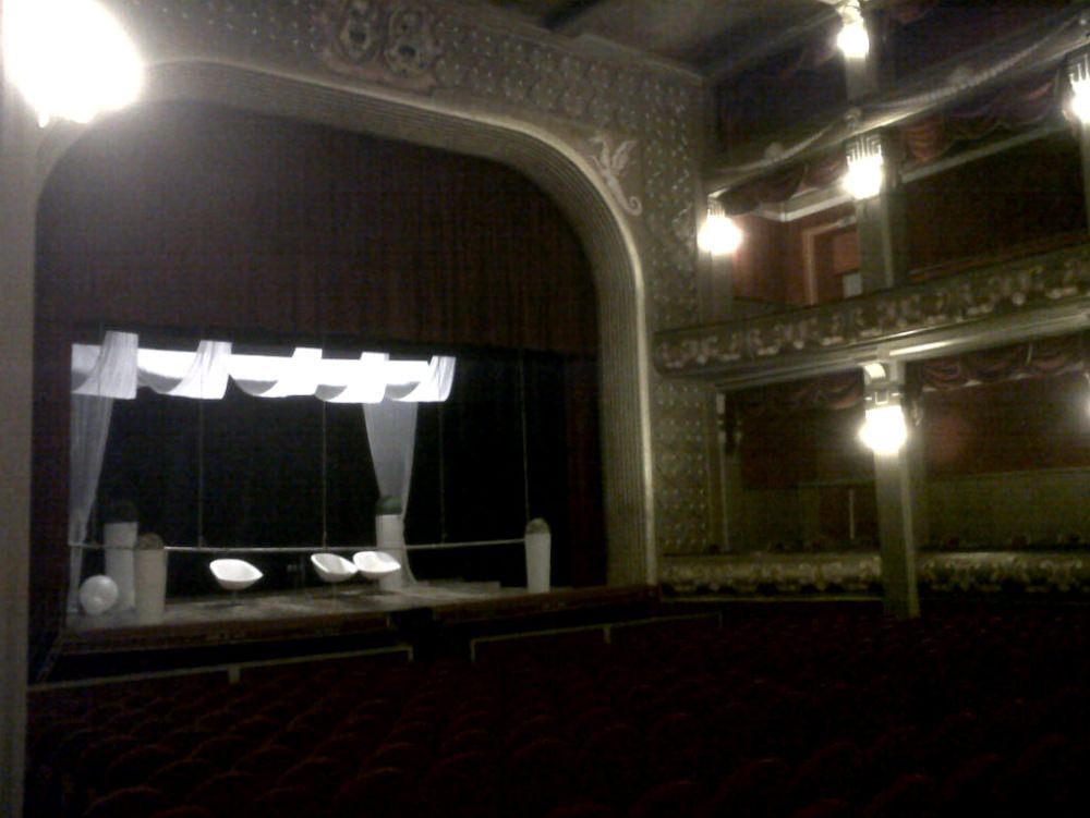 Lamezia, al Grandinetti e al Costabile «torna il grande teatro»