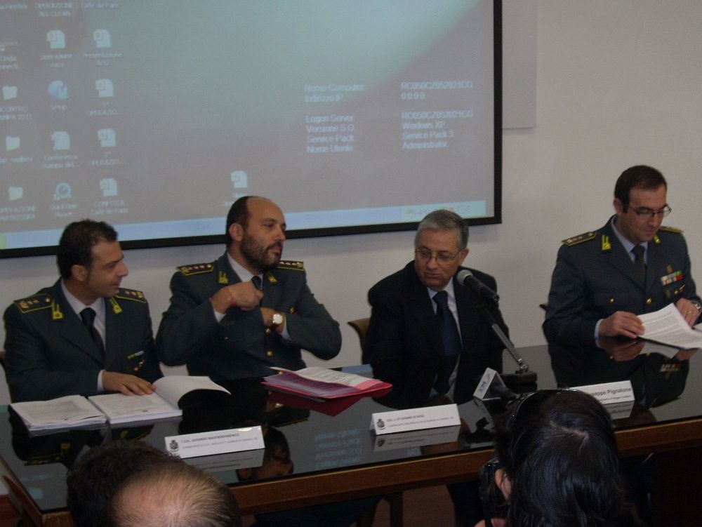 Il Pd di Reggio su Astrea: «Amministrazione malata»