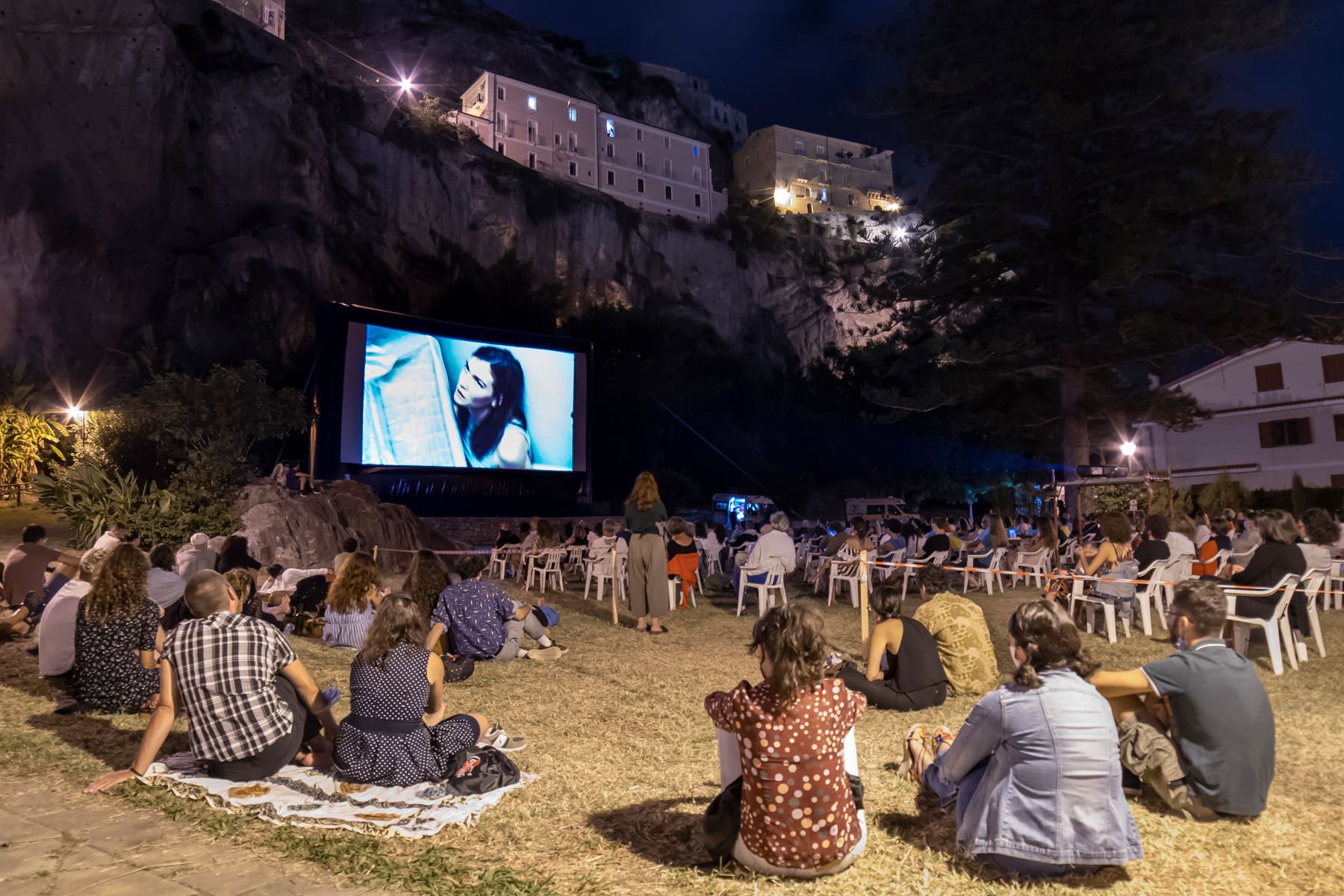 Cala il sipario su "La Guarimba". Oltre 3mila presenze in 6 giorni e un parco pubblico restituito ad Amantea