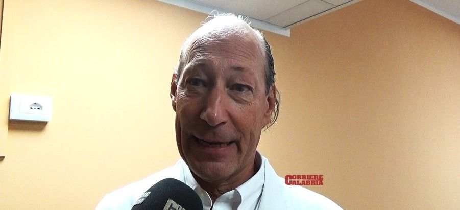 Medicina di qualità e ricerca, la sfida del luminare svizzero che ha scelto di vivere a Cosenza