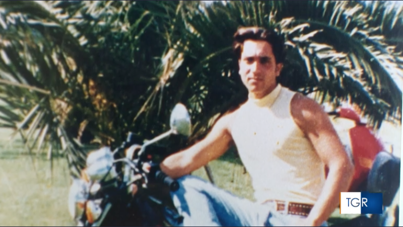 La misteriosa morte del carabiniere Giuseppe Passarelli a Cassano allo Jonio. «Le indagini siano riaperte»