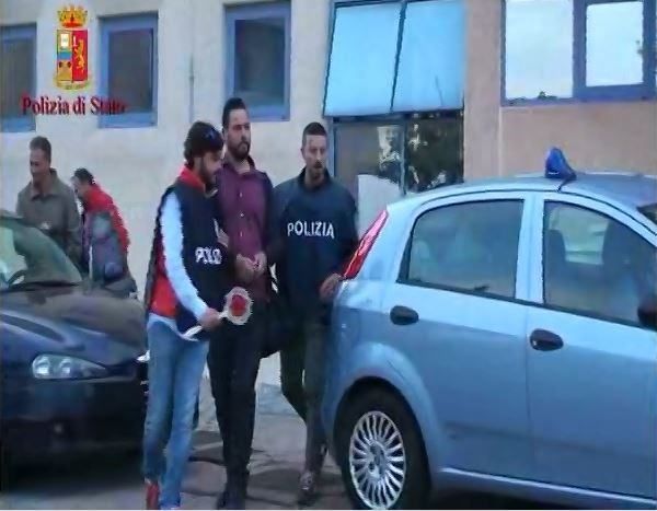 Lamezia, in manette un 26enne: chiedeva il pizzo a nome del clan