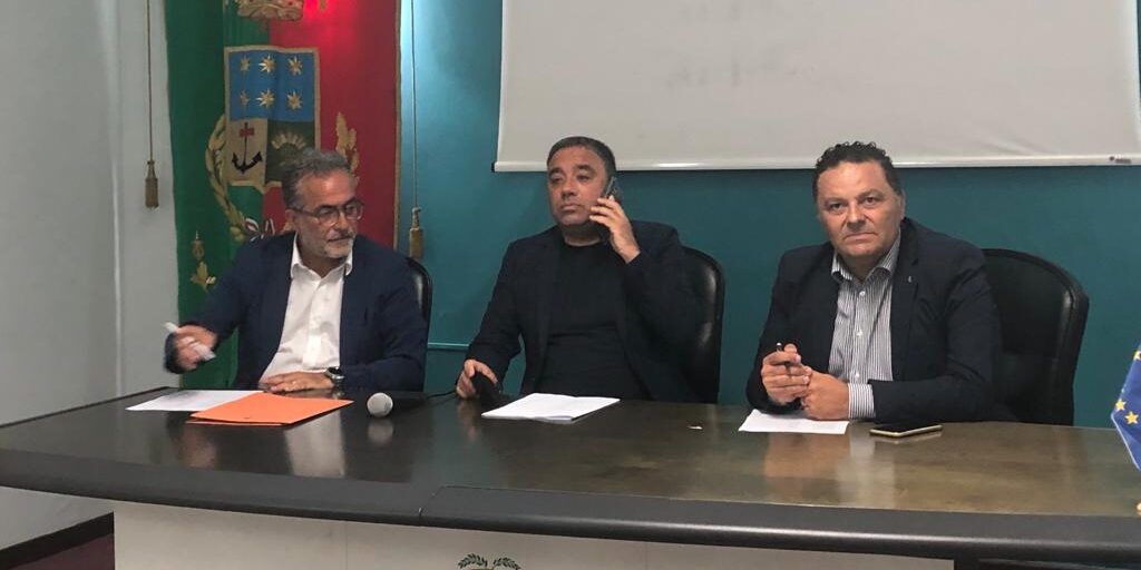 Sanità, Consiglio provinciale “aperto” a Crotone. Ma Carbone non si presenta